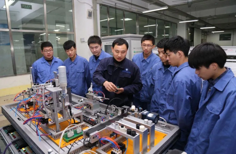 最全！振寧學(xué)校招生專(zhuān)業(yè)介紹之機(jī)械電氣設(shè)備銷(xiāo)售專(zhuān)業(yè)詳解